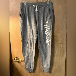 Women’s Hollister high rise grey sweatpants medium